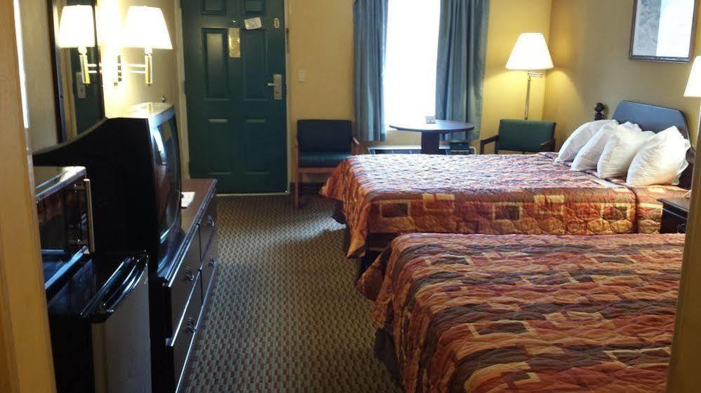 Days Inn By Wyndham Harrison Eksteriør bilde